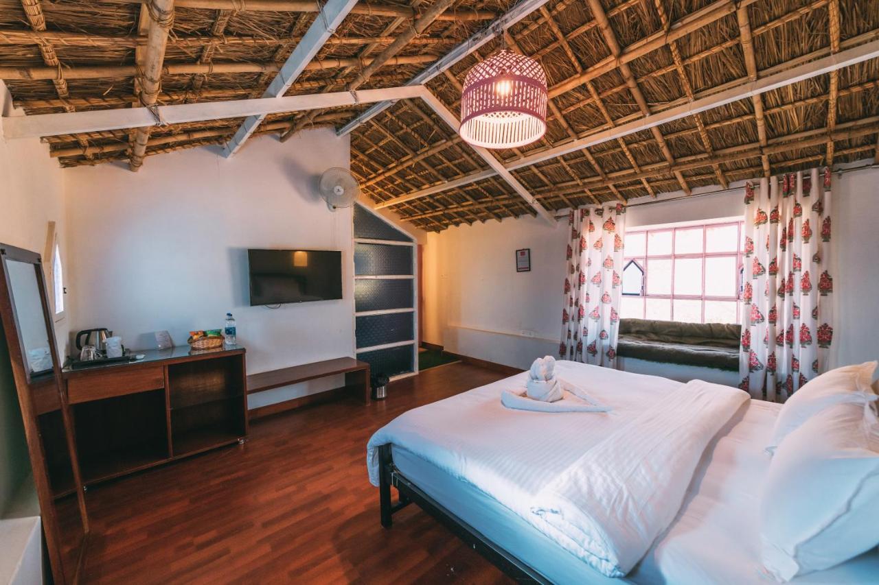 The Luxe Pushkar - A Luxury Farmstay In Pushkar Bagian luar foto