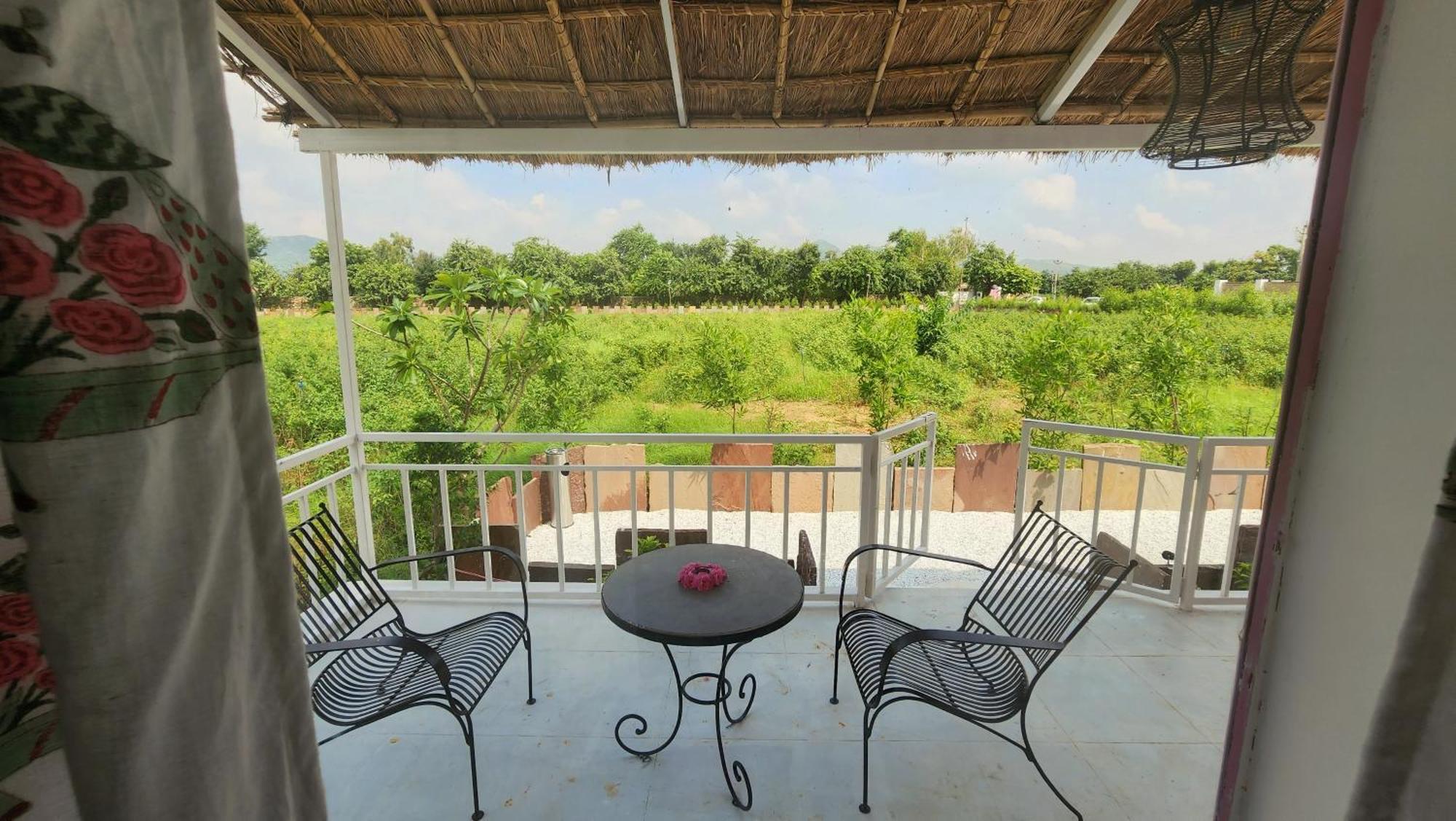 The Luxe Pushkar - A Luxury Farmstay In Pushkar Bagian luar foto